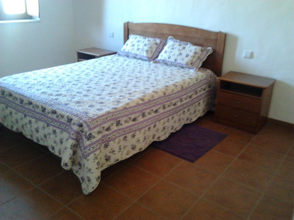 Quinta Da Bunheira Pensionat Rogil Rum bild